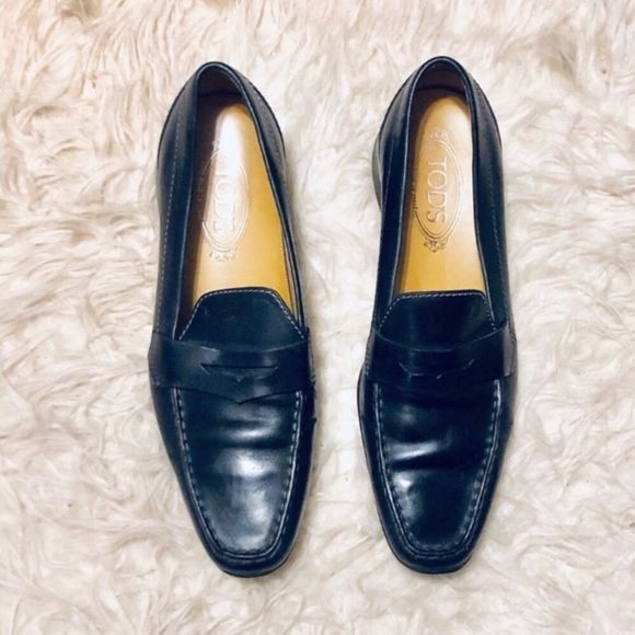 Tods Black Leather Driving Moccasins
